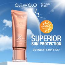 Солнцезащитный крем O.TWO.O Sunscreen SPF50 PA++++ Refreshing Oil-Free Formula UV Sun Protection 30 ml Арт: FC001