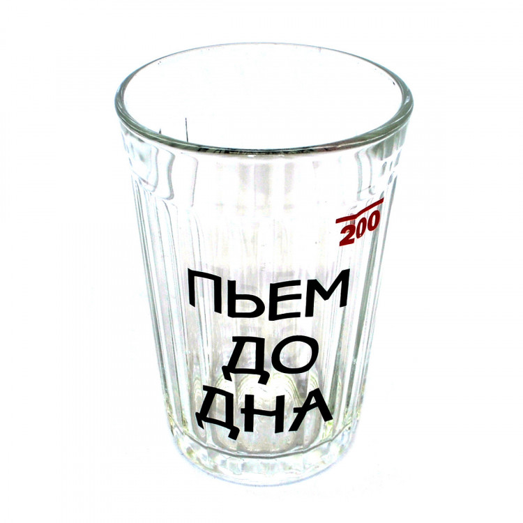 Футболка с граненым стаканом. Мерч граненый стакан на футболке. Футболка с граненый стакан группа. Футболка с граненым стаканом музыкальная группа.