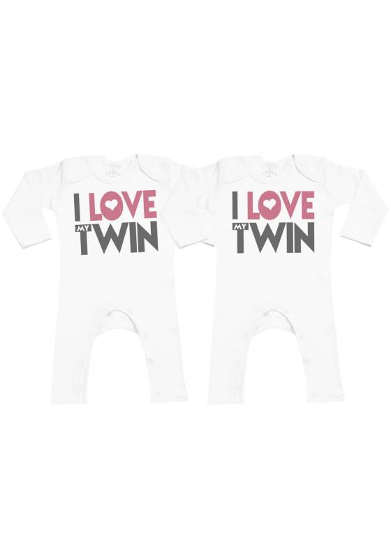 Quotes about twins. I love twins. I love twins. I love twins. I love twins.