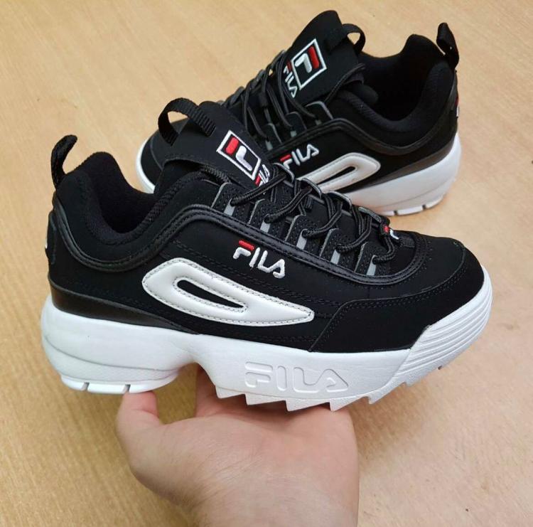 Кроссовки фила черные. Fila кроссовки Disruptor 2. Fila кроссовки 'Disruptor'. Кроссовки женские Fila Disruptor. Fila Disruptor II Black White черные кожаные.